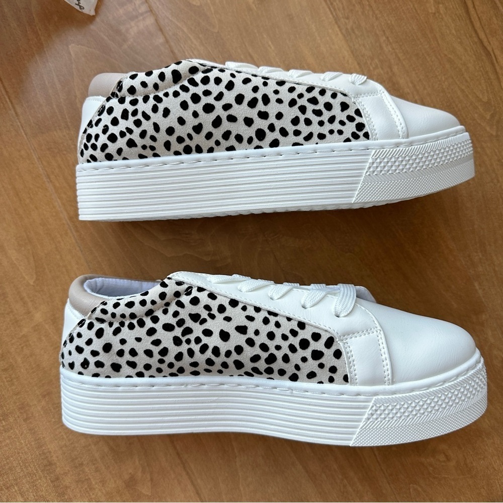 Qupid Willis Sneakers, Stone/Black/Leopard Suede Shoes, Size 7, NWT - Picture 6 of 11